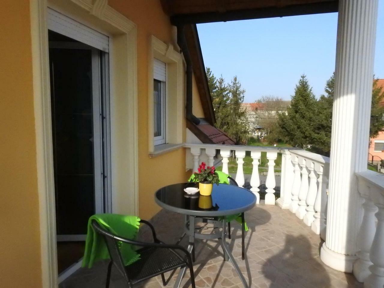 Georgina Apartman Harkany Exterior photo